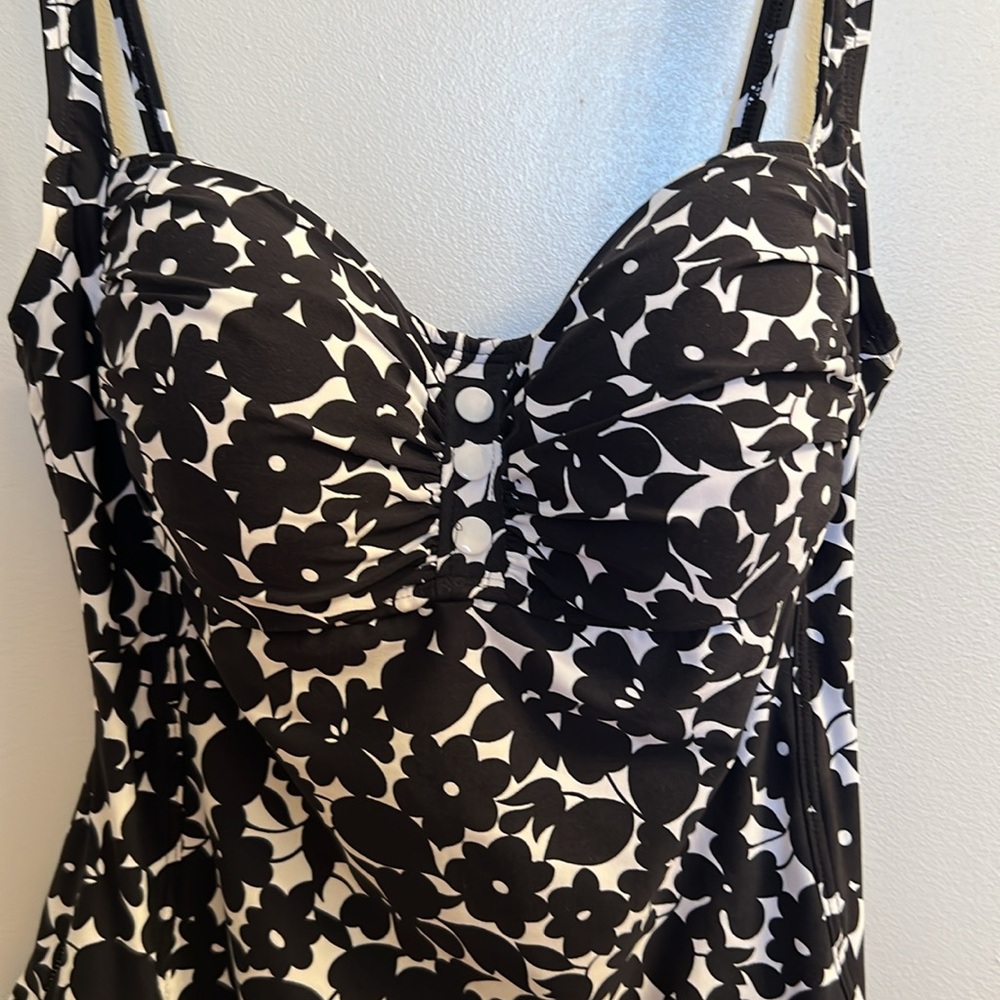 NWT Bleu Rod Beattie 1 piece Skirted Swimsuit size 10